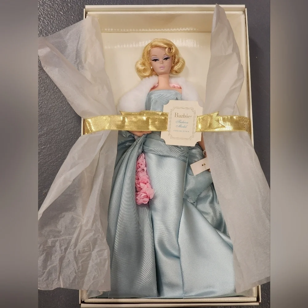 NRFB Barbie Silkstone Delphine Doll 2000 Limited Edition Mattel NIB